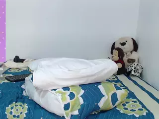 Alice Jones milf's Live Sex Cam Show