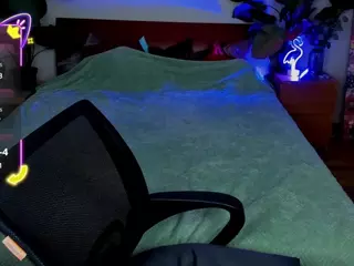 chris-meow's Live Sex Cam Show