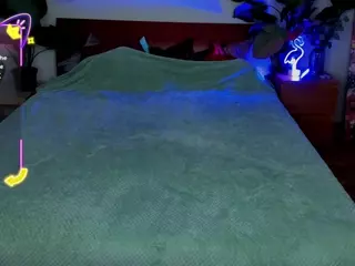 chris-meow's Live Sex Cam Show