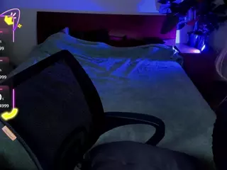 chris-meow's Live Sex Cam Show