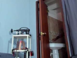 Live cam show with Coco-Kiiss