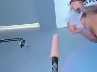 makimo's Live Sex Cam Show