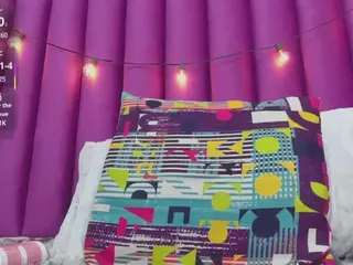 kinkyhousewifee's Live Sex Cam Show