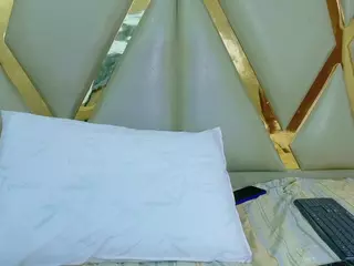 kinkyhousewifee's Live Sex Cam Show