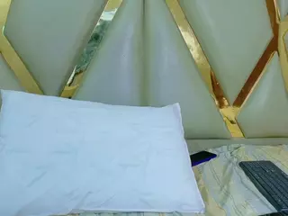kinkyhousewifee's Live Sex Cam Show