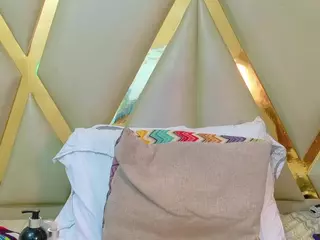 kinkyhousewifee's Live Sex Cam Show
