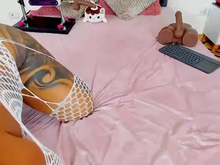 Pocahontax's Live Sex Cam Show