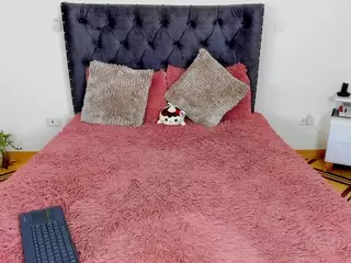 Pocahontax's Live Sex Cam Show