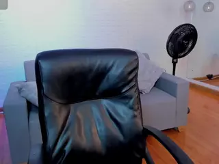 saracorraless's Live Sex Cam Show
