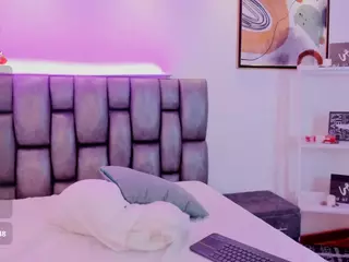 saracorraless's Live Sex Cam Show
