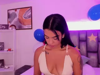saracorraless's Live Sex Cam Show