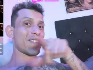 Benedettomichelrubi's Live Sex Cam Show