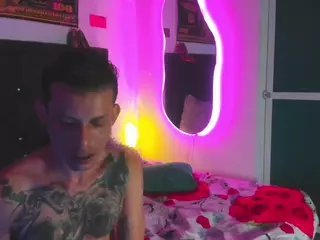Benedettomichelrubi's Live Sex Cam Show