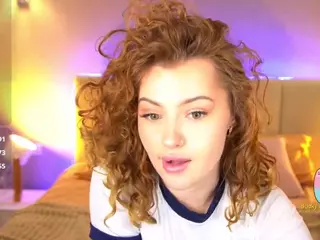 CloverPussy's Live Sex Cam Show