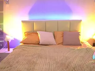 CloverPussy's Live Sex Cam Show