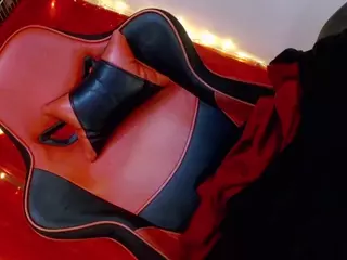Mia Hernandez's Live Sex Cam Show