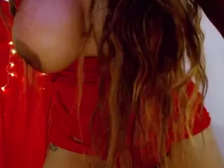 Mia Hernandez's Live Sex Cam Show