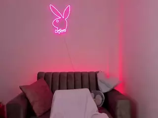 virgiwilk's Live Sex Cam Show