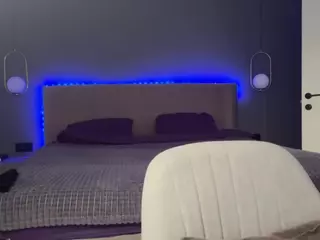 KristalNight's Live Sex Cam Show