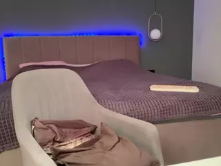 KristalNight's Live Sex Cam Show