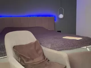 KristalNight's Live Sex Cam Show