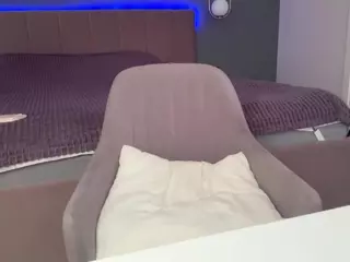 KristalNight's Live Sex Cam Show