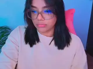Ashleey18's Live Sex Cam Show