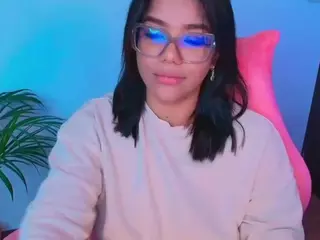 Ashleey18's Live Sex Cam Show