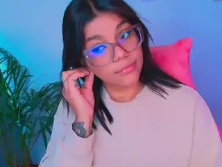 Ashleey18's Live Sex Cam Show