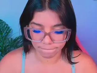 Ashleey18's Live Sex Cam Show