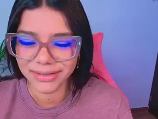 Ashleey18's Live Sex Cam Show