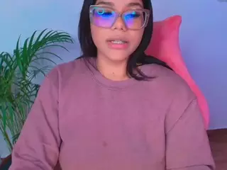 Ashleey18's Live Sex Cam Show