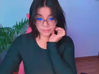 Ashleey18's Live Sex Cam Show