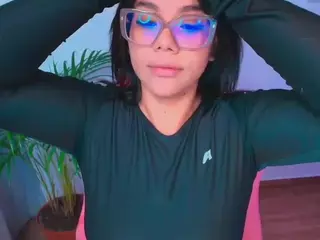 Ashleey18's Live Sex Cam Show