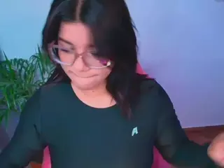 Ashleey18's Live Sex Cam Show