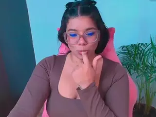 Ashleey18's Live Sex Cam Show