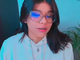 Ashleey18's Live Sex Cam Show