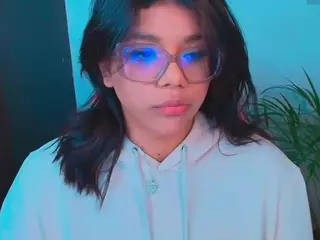 Ashleey18's Live Sex Cam Show