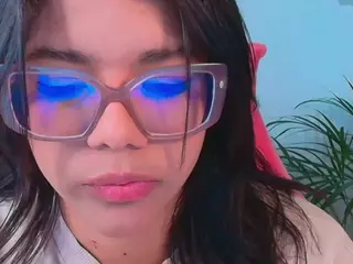 Ashleey18's Live Sex Cam Show