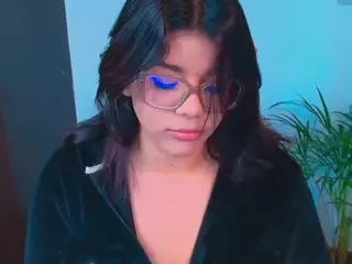 Ashleey18's Live Sex Cam Show