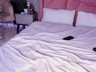 Naomi Prada's Live Sex Cam Show