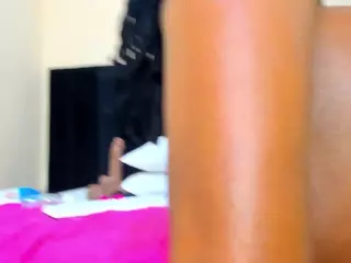 Cutie-bootie's Live Sex Cam Show