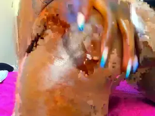 Cutie-bootie's Live Sex Cam Show