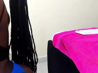 Cutie-bootie's Live Sex Cam Show