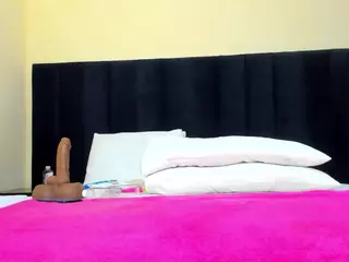 Cutie-bootie's Live Sex Cam Show