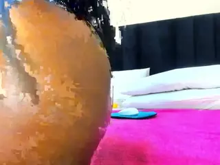 Cutie-bootie's Live Sex Cam Show