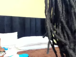 Cutie-bootie's Live Sex Cam Show