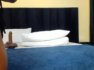 Cutie-bootie's Live Sex Cam Show