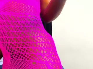 Cutie-bootie's Live Sex Cam Show