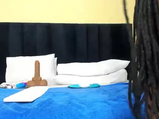 Cutie-bootie's Live Sex Cam Show
